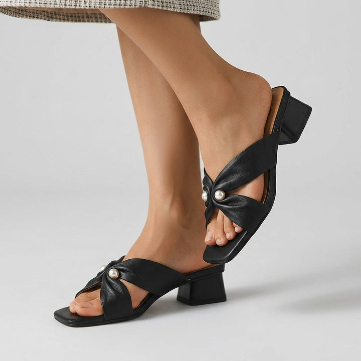 Vera Pearl Twist Mule