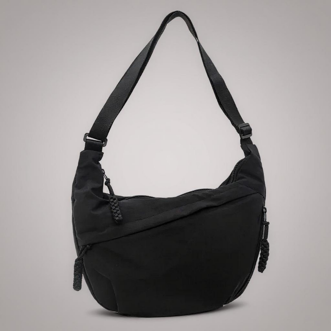 Luna shoulder bag in black