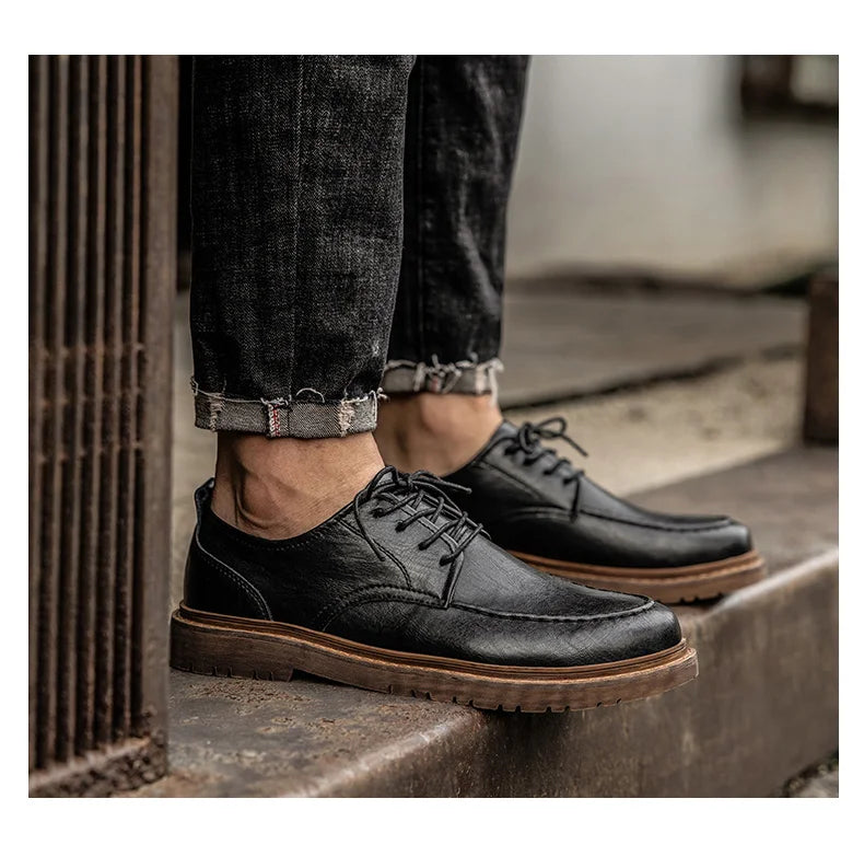 Conrad Moc-toe Leather Shoe