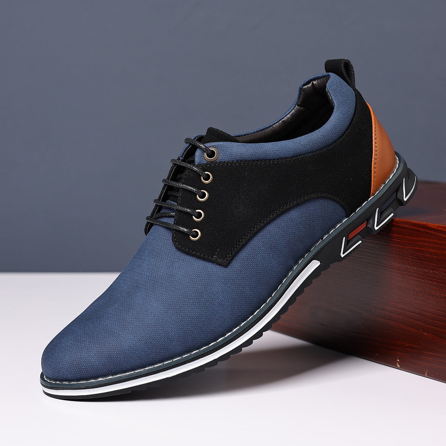 Astor Crossover Derby