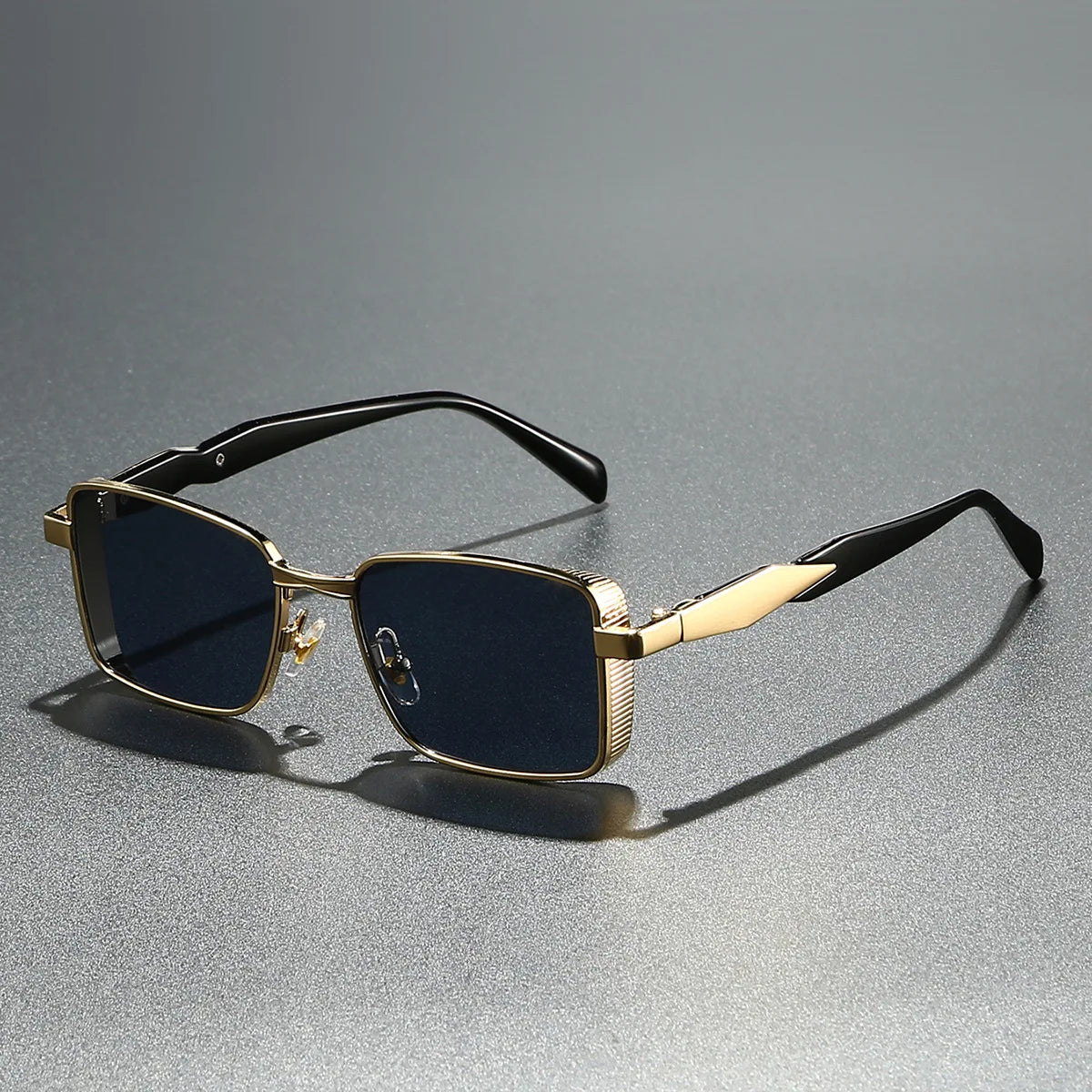 Aventura Shades