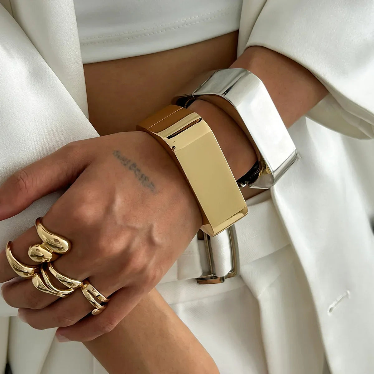 The Palermo Bangle