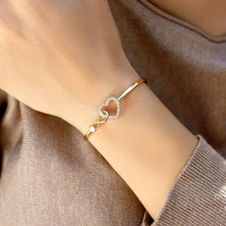 A Link That Can Never Be Undone Bracelet