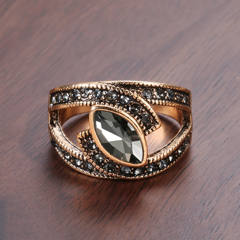 Elegant Smoky Crystal Ring