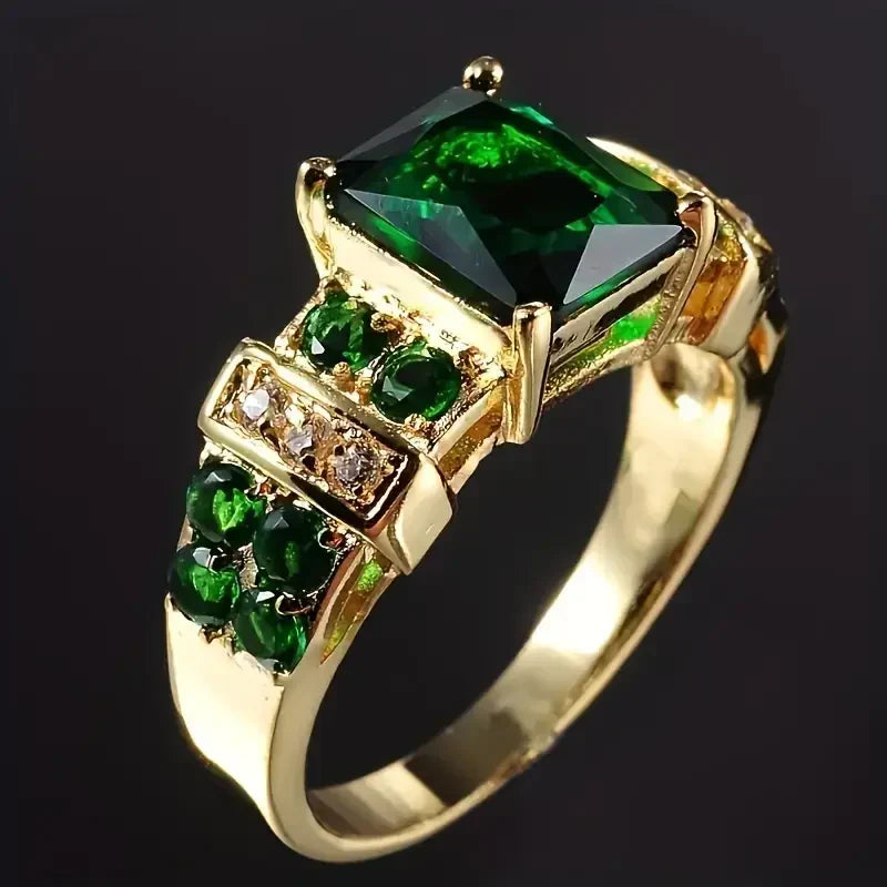 Emerald-Green Crystal Ring