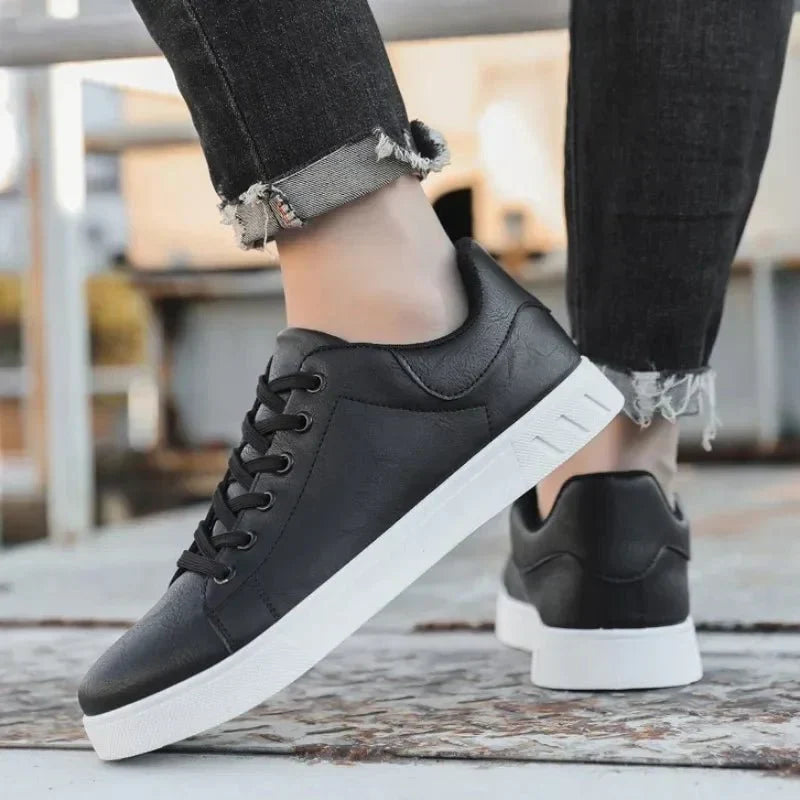 Felix | Leather-Look Court Sneaker