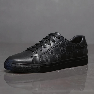 Johnny Leather Low Top Sneaker