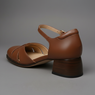 Cori Closed Toe Sandal