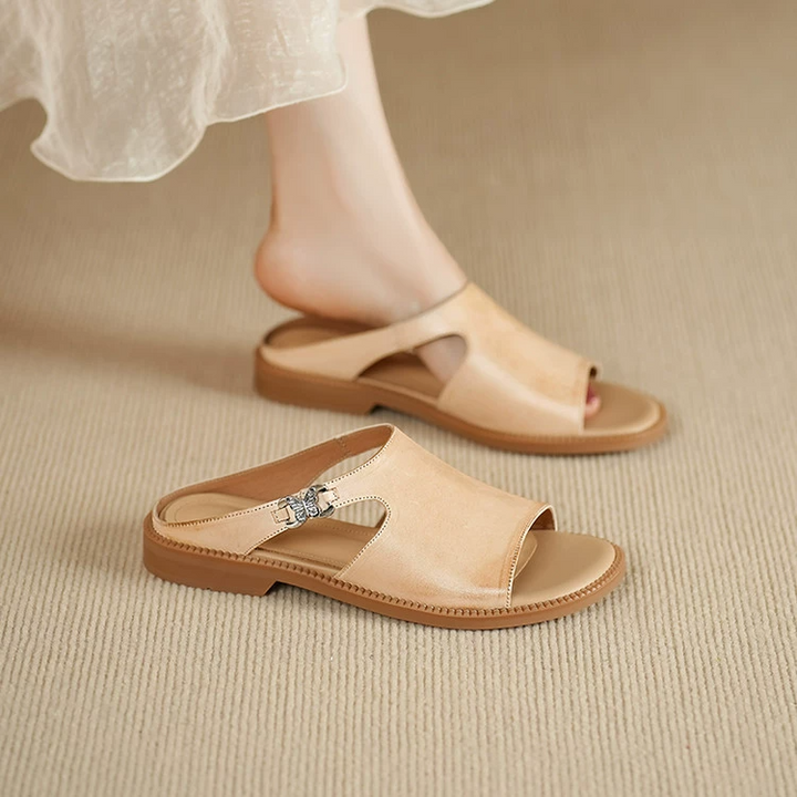 Daphne Cutout Leather Mule Sandal