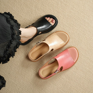 Daphne Cutout Leather Mule Sandal