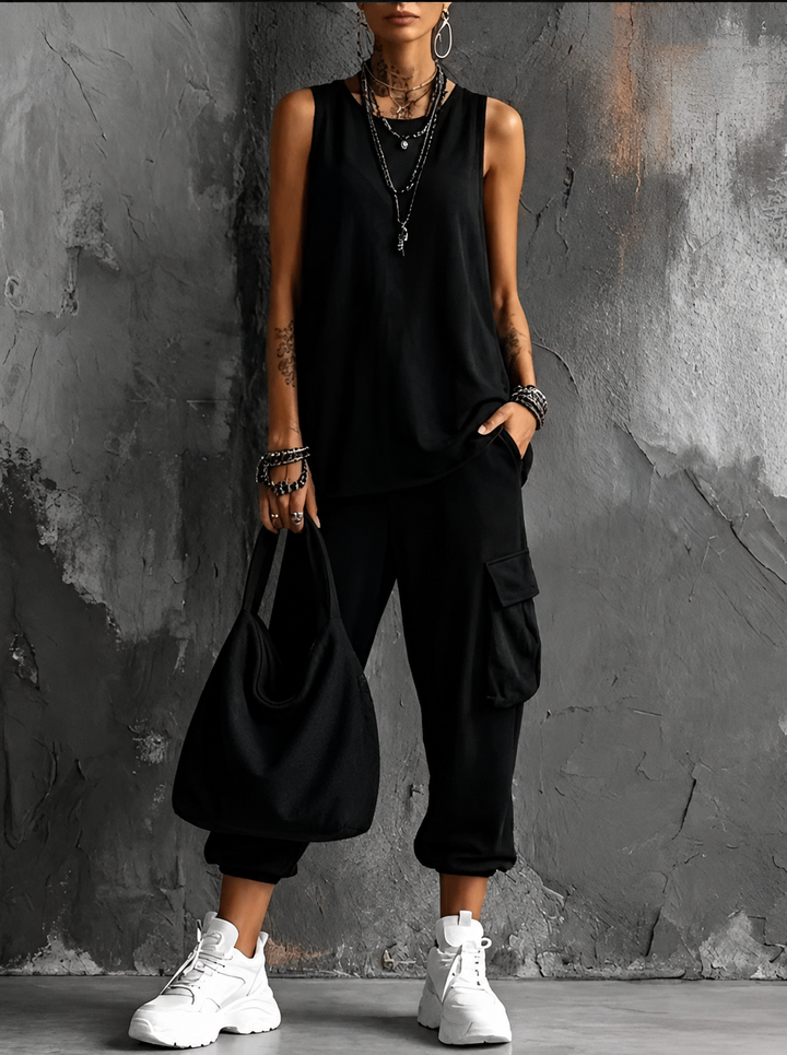 Noelia | Urban Comfort Set with Matching Bag