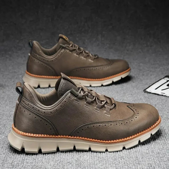 Theo | Leather-Look Wingtip Sneaker