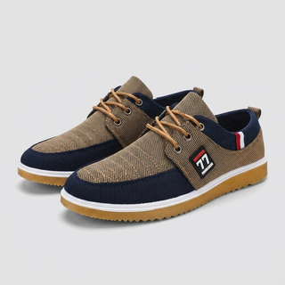 Tobias | Canvas Badge Sneaker